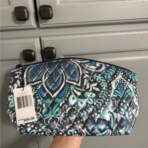 BNWT Vera Bradley Blue and Green Cosmetic Bag